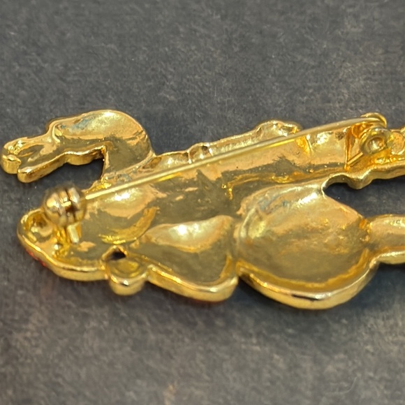 Vintage Gold Tone Merry Christmas Holiday Santa Claus Enamel Brooch Pin - Picture 9 of 10